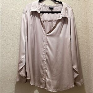 Like New, Torrid Champagne Satin Blouse, Size 4